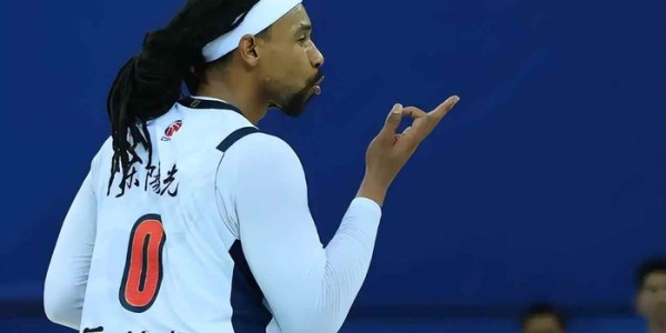 开云全站下载-萨林杰倒了，广东内线塌了，体系被迫重启|广东队|广东男篮|王少杰|篮板|杜锋_新浪体育_新浪新闻