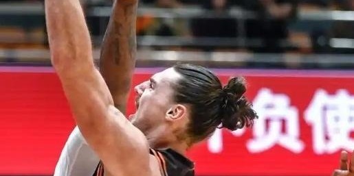 开云全站下载-萨林杰倒了，广东内线塌了，体系被迫重启|广东队|广东男篮|王少杰|篮板|杜锋_新浪体育_新浪新闻