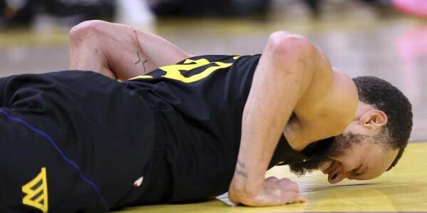 万幸！库里骨盆挫伤&amp;amp;无结构性损伤 不会长期缺席